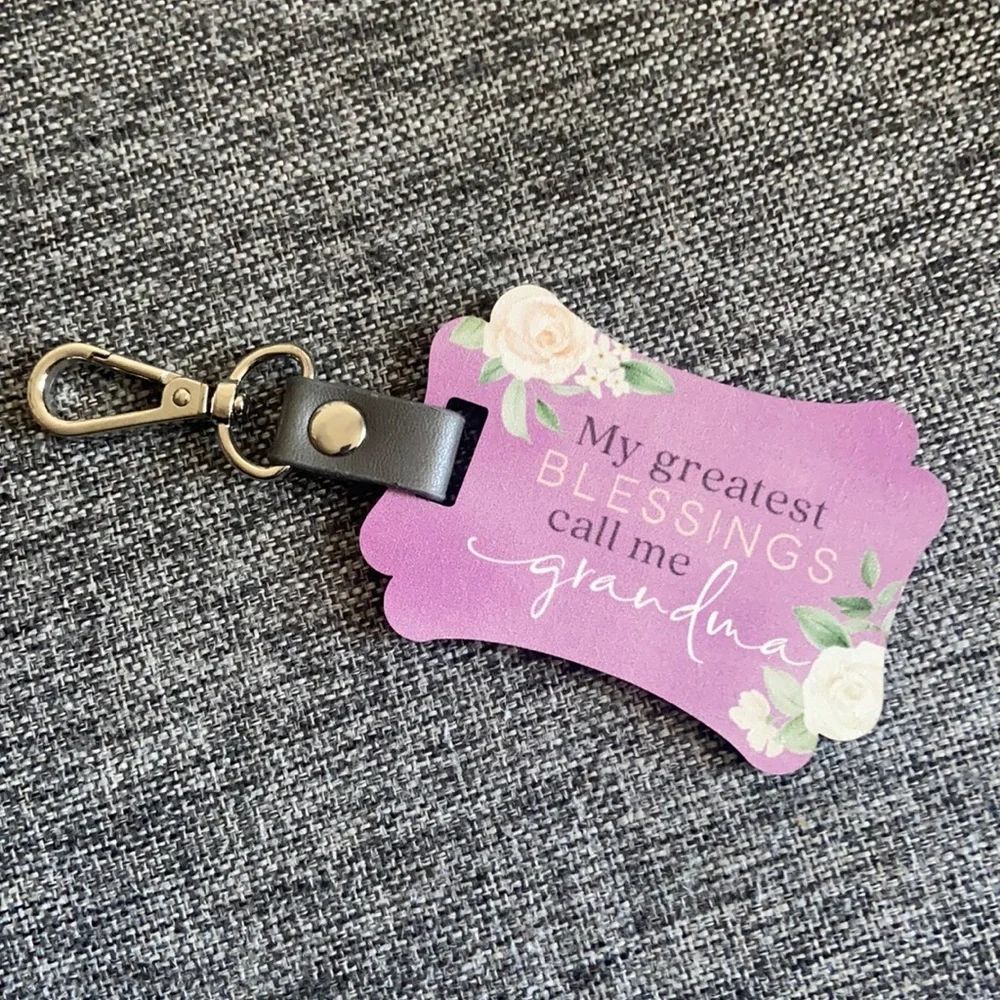 Keychain - Picture 1 of 3